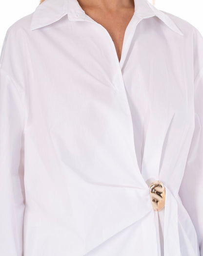 מכופתרת לני מעטפה