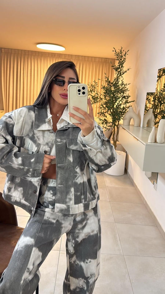 חליפה גינס טאי דיי