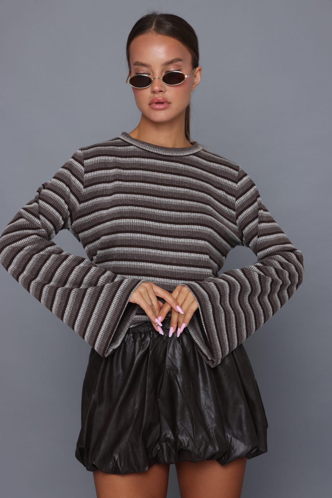 סריג פסים שרוול מתרחב