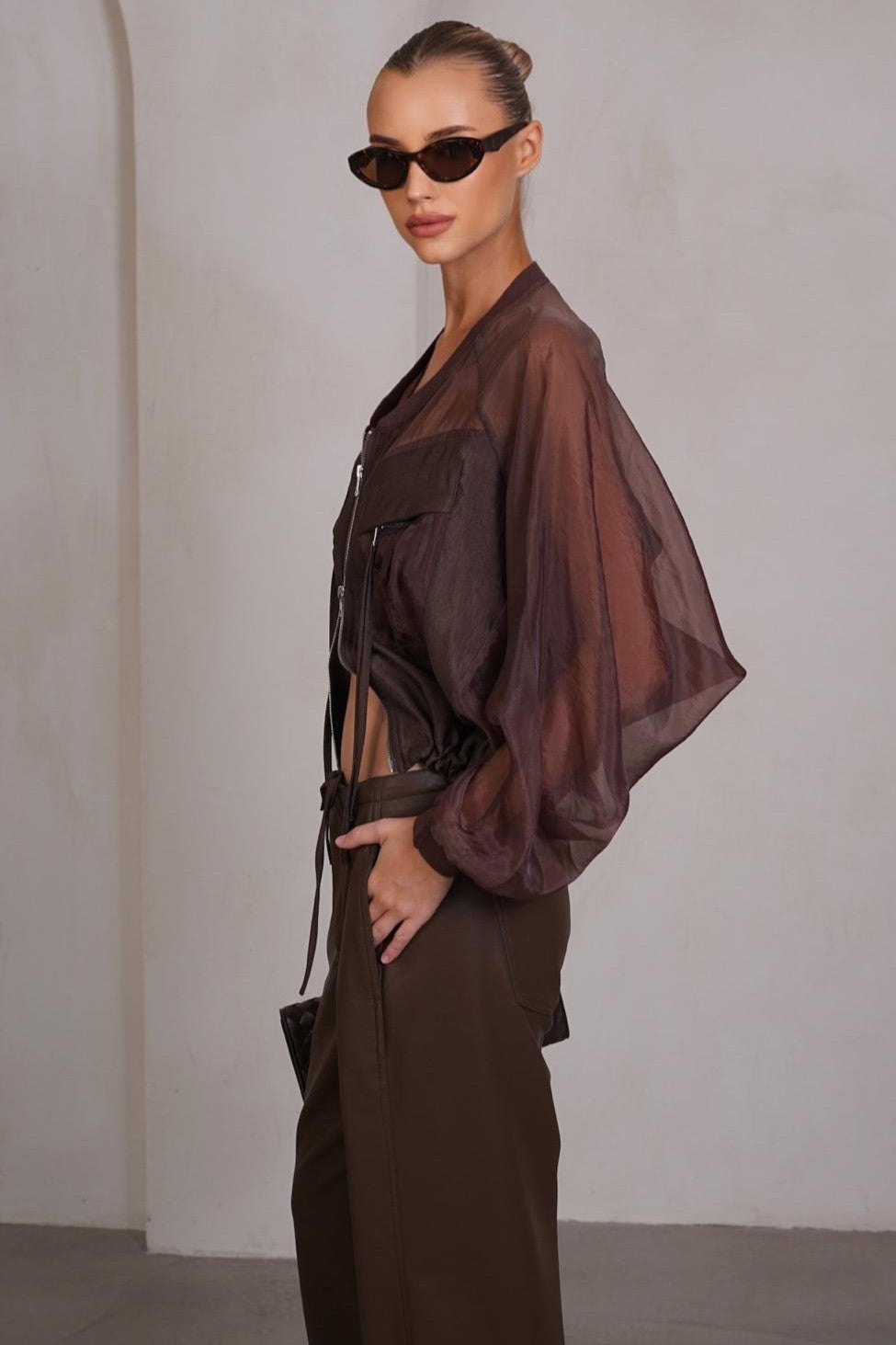 עליונית ARINA