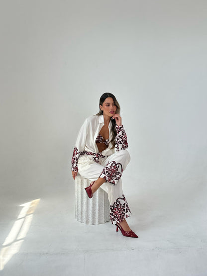 חליפה אליסיה